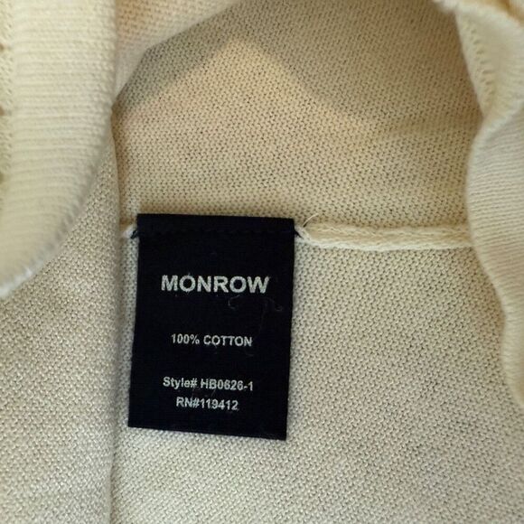 NWT Monrow Crochet Knit Easy Short in Off White- Size M - Picture 7 of 9